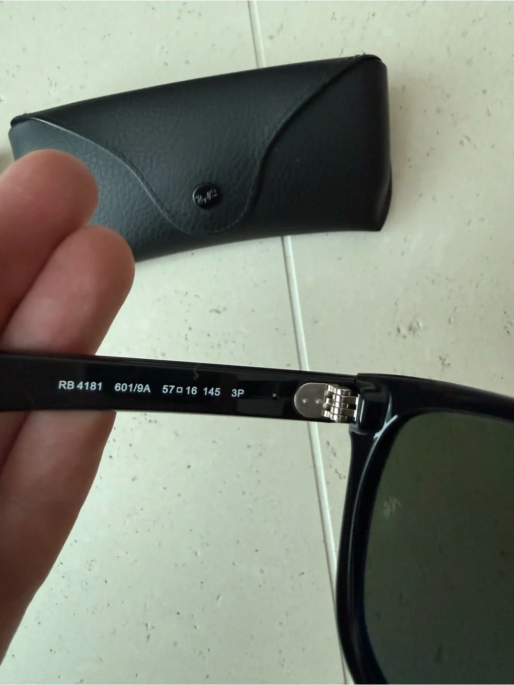 Men’s Ray-Ban Black Frame RB4181